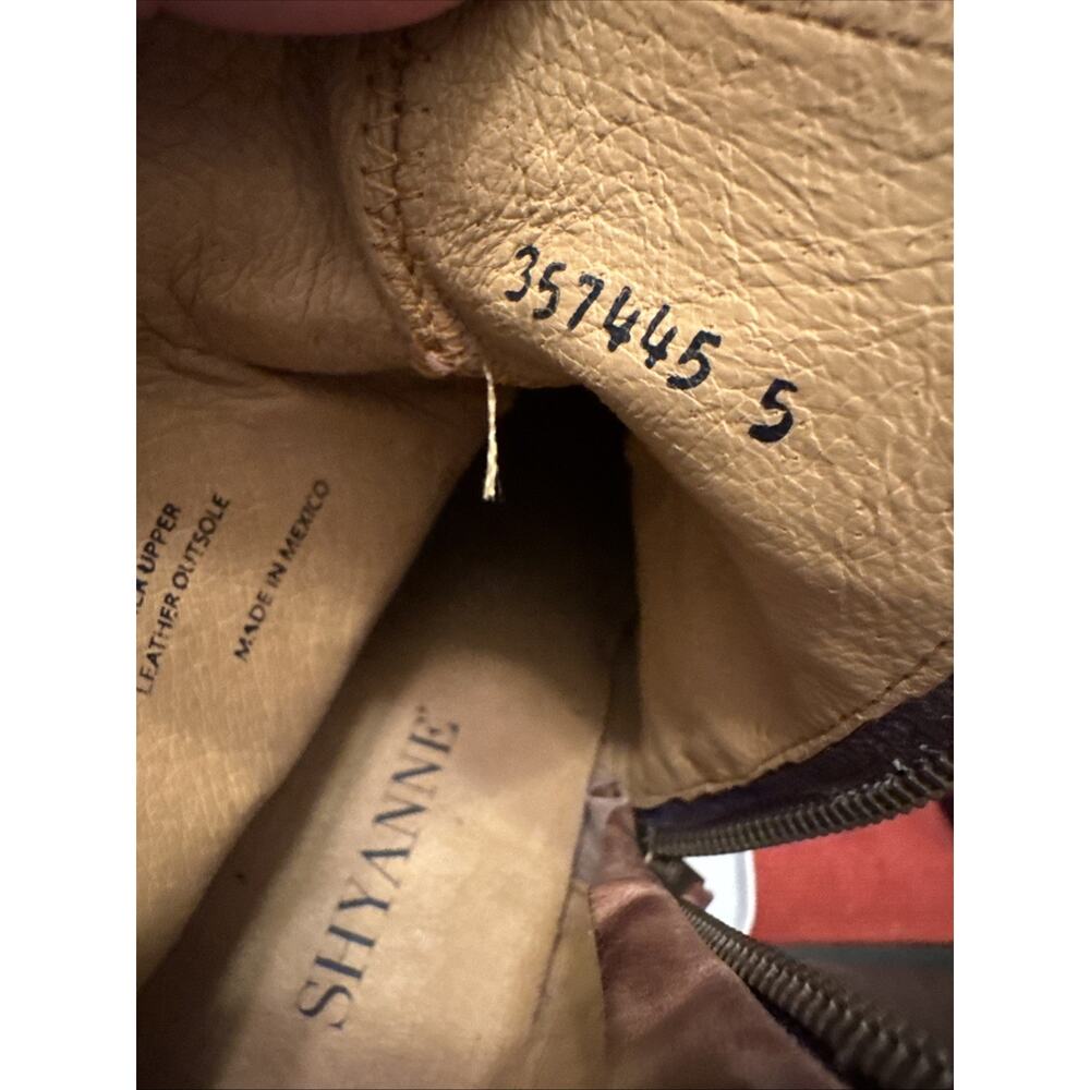 Shyanne Women's Bryony Booties Brown Leather Floral Embroidery Size 11 NWOT - Picture 6 of 8